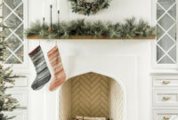 Smart Fireplace Christmas Decoration Ideas 02