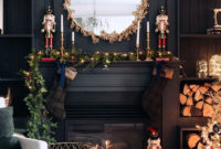 Smart Fireplace Christmas Decoration Ideas 12