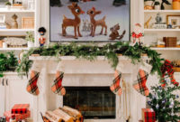Smart Fireplace Christmas Decoration Ideas 27
