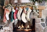 Smart Fireplace Christmas Decoration Ideas 28