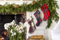 Smart Fireplace Christmas Decoration Ideas 41