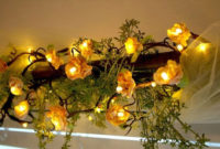 Stunning Shabby Chic Christmas Decoration Ideas 09