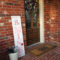 Elegant Front Porch Valentines Day Decor Ideas 04