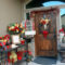 Elegant Front Porch Valentines Day Decor Ideas 14
