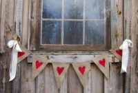 Elegant Front Porch Valentines Day Decor Ideas 23