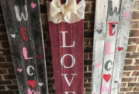 Elegant Front Porch Valentines Day Decor Ideas 42