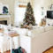 Gorgeous Winter Family Room Design Ideas 06