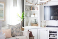 Gorgeous Winter Family Room Design Ideas 23