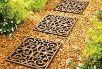 Innovative Stepping Stone Pathway Decor For Your Garden 10