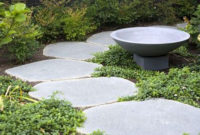 Innovative Stepping Stone Pathway Decor For Your Garden 34