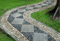 Innovative Stepping Stone Pathway Decor For Your Garden 36