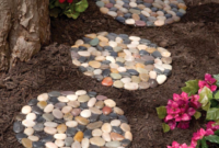 Innovative Stepping Stone Pathway Decor For Your Garden 43