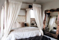 Modern And Romantic Master Bedroom Design Ideas 03