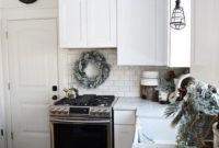 Neutral Winter Decoration Ideas For Your Home 22
