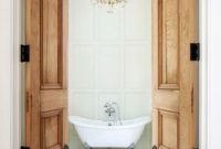 Simple Traditional Bathroom Design Ideas 20