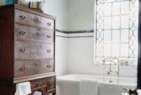 Simple Traditional Bathroom Design Ideas 47