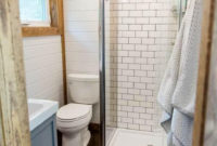 Cool Tiny House Bathroom Remodel Design Ideas 02