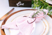 Elegant Table Settings Ideas For Valentines Day 47