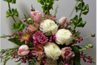 Stunning Valentine Floral Arrangements Ideas 07
