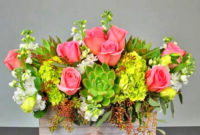 Stunning Valentine Floral Arrangements Ideas 11