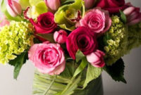Stunning Valentine Floral Arrangements Ideas 19