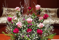 Stunning Valentine Floral Arrangements Ideas 24
