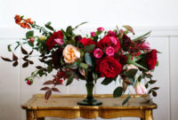 Stunning Valentine Floral Arrangements Ideas 30
