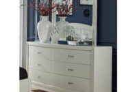 Classy Bedroom Dressers Ideas With Mirror 37