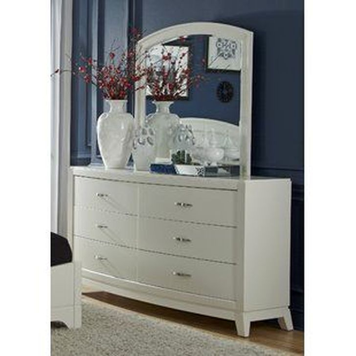 Classy Bedroom Dressers Ideas With Mirror 37