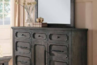 Classy Bedroom Dressers Ideas With Mirror 39