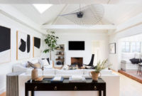 Cozy Black And White Living Room Design Ideas 12