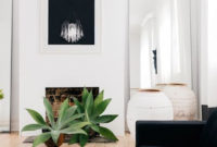 Cozy Black And White Living Room Design Ideas 27