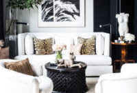 Cozy Black And White Living Room Design Ideas 32