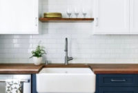 Elegant Navy Kitchen Cabinets For Decorating Your Kitchen 22