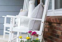 Impressive Porch Decoration Ideas For This Spring 26