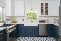 Inspiring Blue And White Kitchen Ideas To Love 15