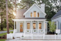 Marvelous Cottage House Exterior Design Ideas 45