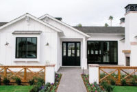 Marvelous Cottage House Exterior Design Ideas 50