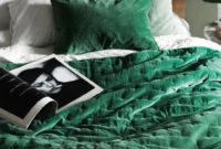 Natural Green Bedroom Design Ideas 22