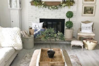 Rustic Farmhouse Fireplace Ideas For Your Living Room 06