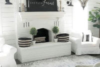 Rustic Farmhouse Fireplace Ideas For Your Living Room 39