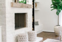 Rustic Farmhouse Fireplace Ideas For Your Living Room 46