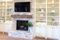 Rustic Farmhouse Fireplace Ideas For Your Living Room 54