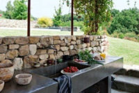 Cozy Outdoor Kitchen Design Ideas 16