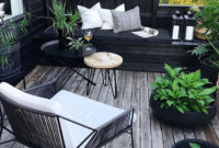 Impressive Balcony Garden Design Ideas 35