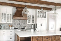 Pretty Cottage Kitchen Design And Decor Ideas 18