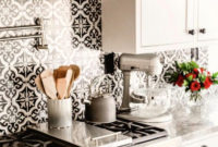 Stunning Kitchen Backsplash Design Ideas 18