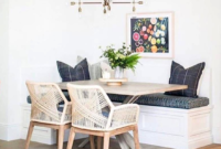 Adorable Summer Dining Room Design Ideas 47