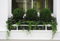 Wonderful Window Box Planters Yo Beautify Up Your Home 31