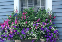 Wonderful Window Box Planters Yo Beautify Up Your Home 32